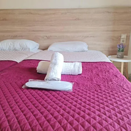 Agnes Penzion Pelekas