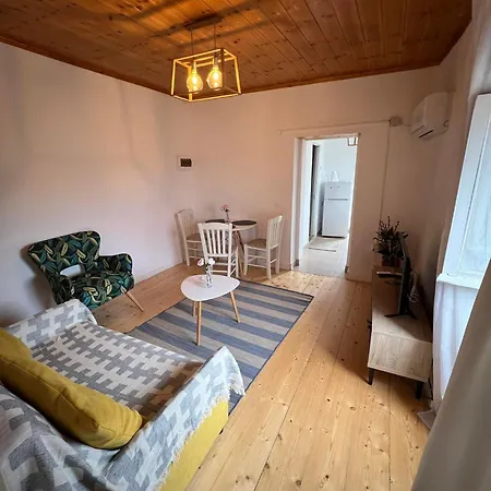 Agnes Penzion Pelekas