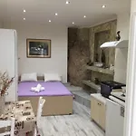Agnes Affittacamere 3*