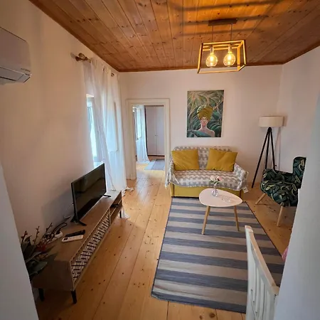 Guest house Agnes Pelekas